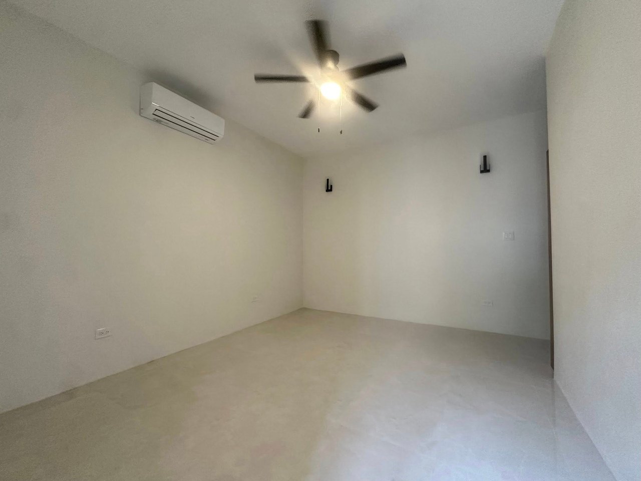1056 George's Northside 2 Bedroom Apartment