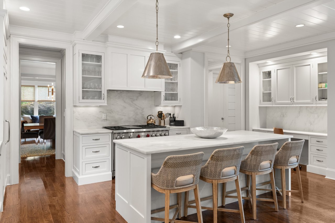 2 Brook Lane, Westport