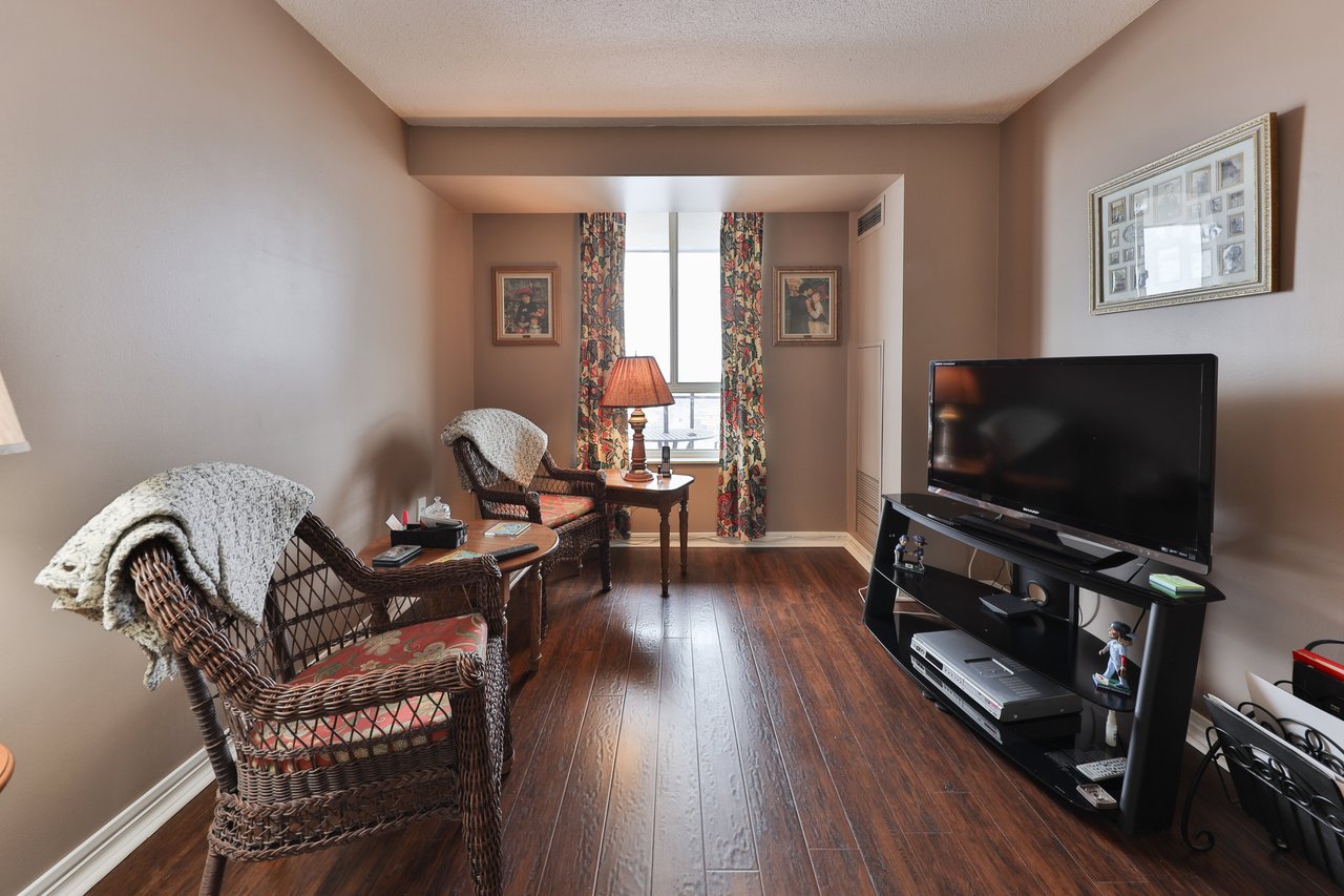20 Cherrytree Drive #1104