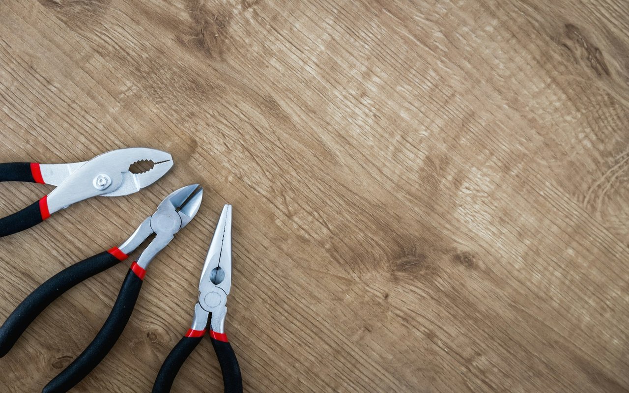 5 Essential Summer Home Maintenance Tips