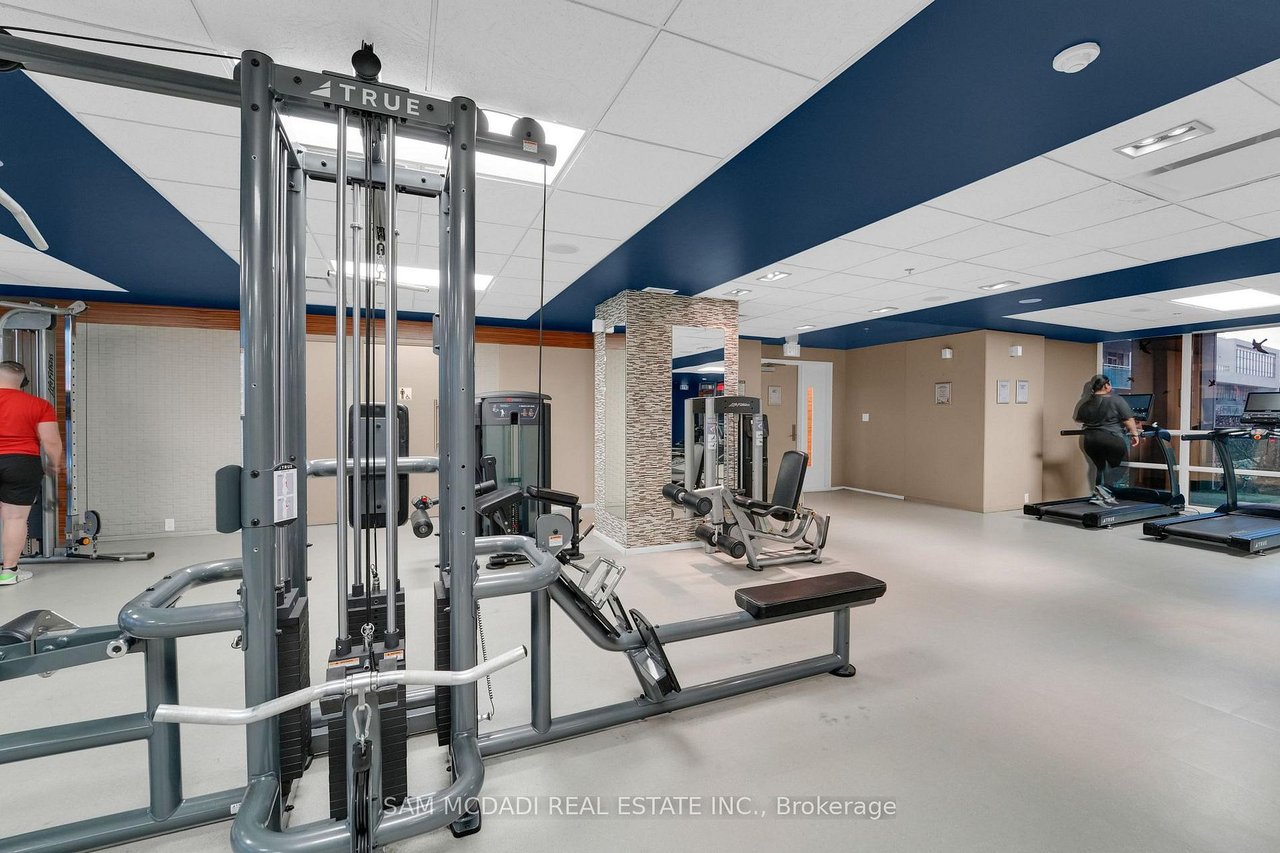 BROOKERS LANE LUXURY PENTHOUSE