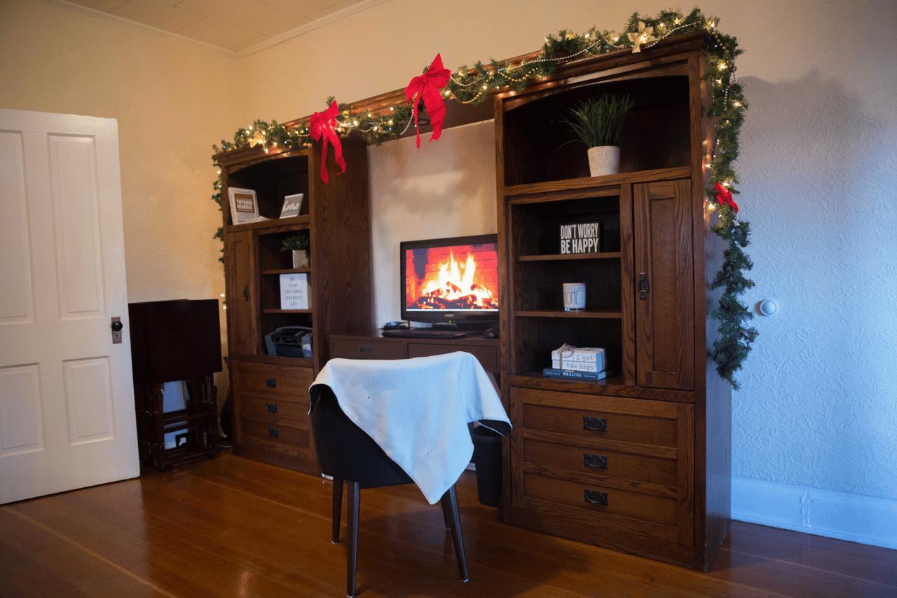 Just Listed: Main Level Living in Lincoln Park