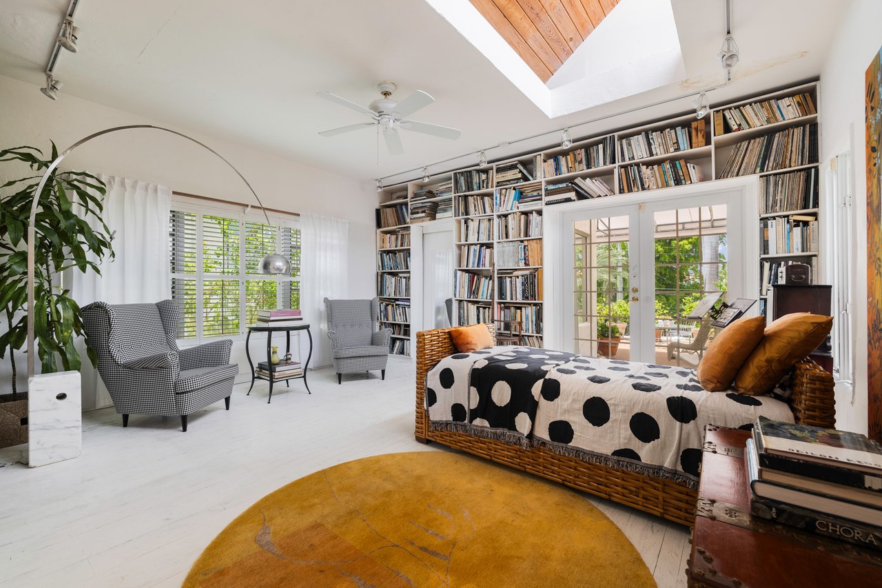 5215 Pine Tree Miami Beach