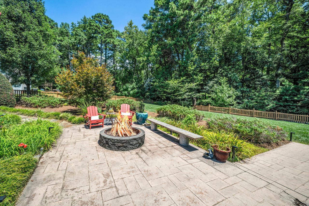 1106 Green Knob Court Fuquay-Varina, NC (Crooked Creek)