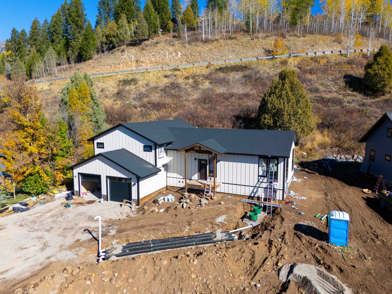 190 MEADOW RIDGE Drive
