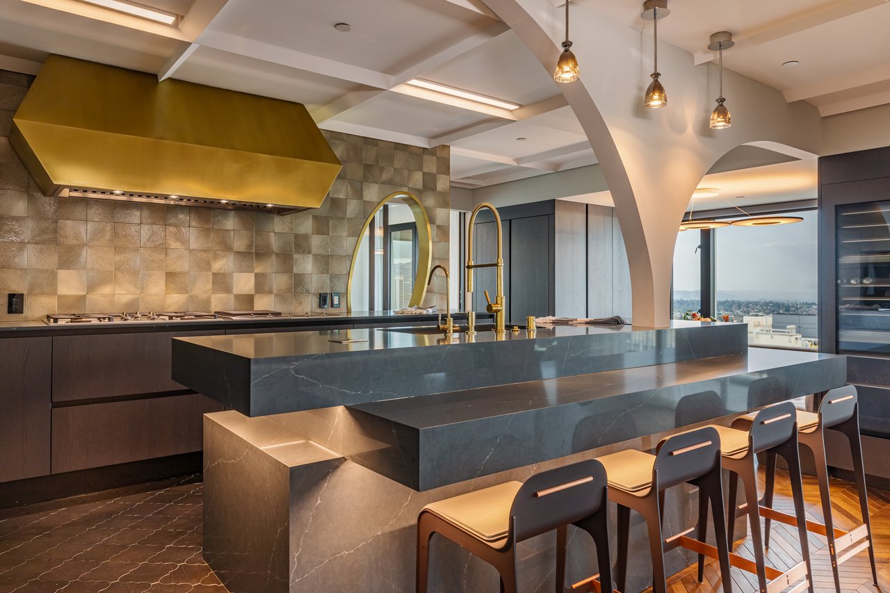 10727 Wilshire Blvd Unit: 1805, Wilshire Corridor