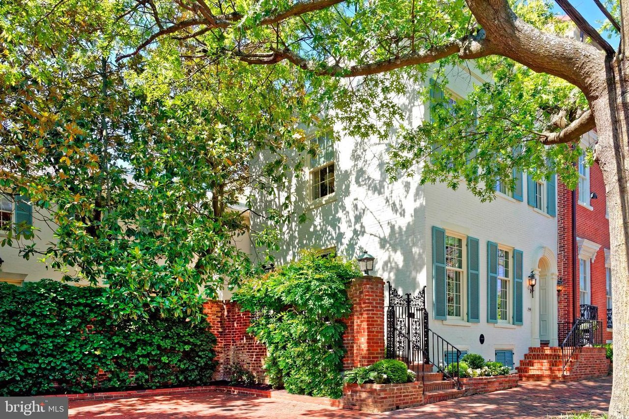 516 DUKE STREET