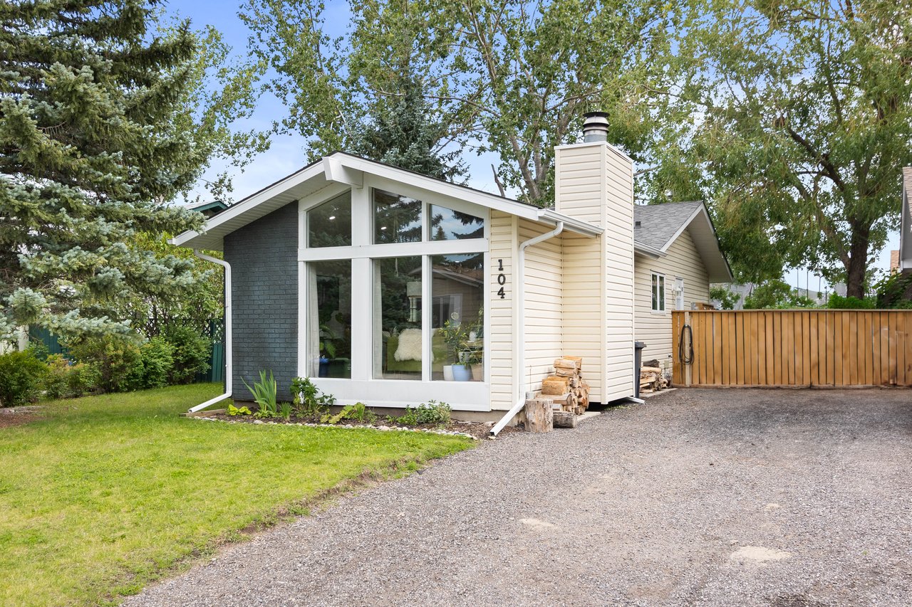 104 Thorson Crescent