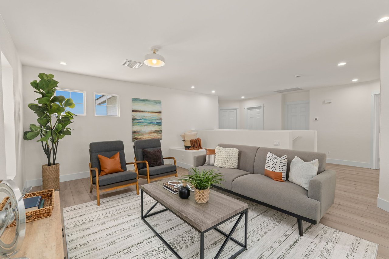 39912 Hillsboro Cir