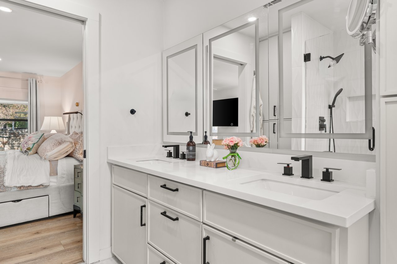 5115 McKittrick Canyon