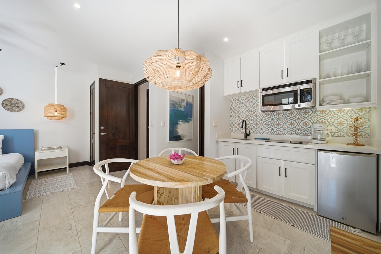 18 Calle La Ronda | Where Everyday Feels Like a Holiday