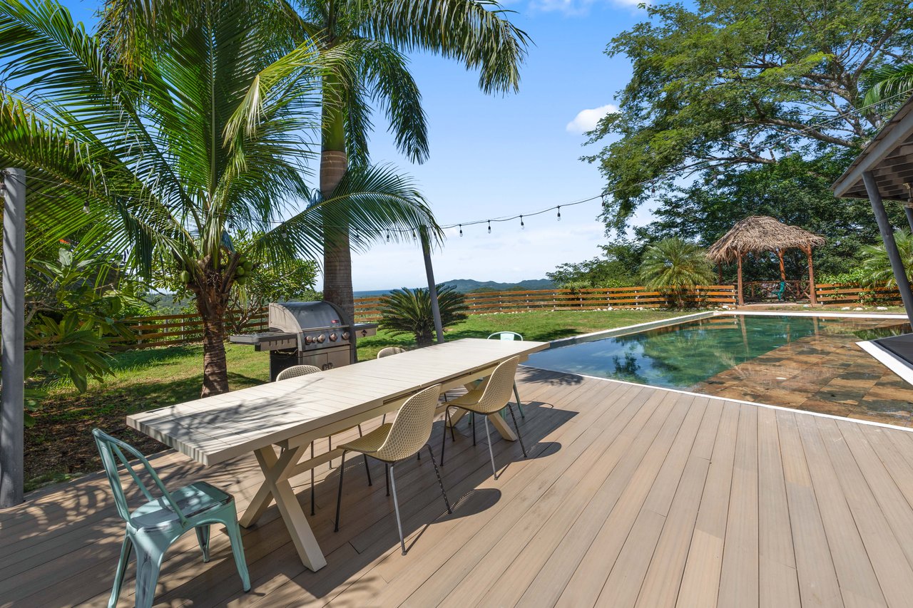 Casa Siempre Surfeando | Ocean Views + 1.45 Acres