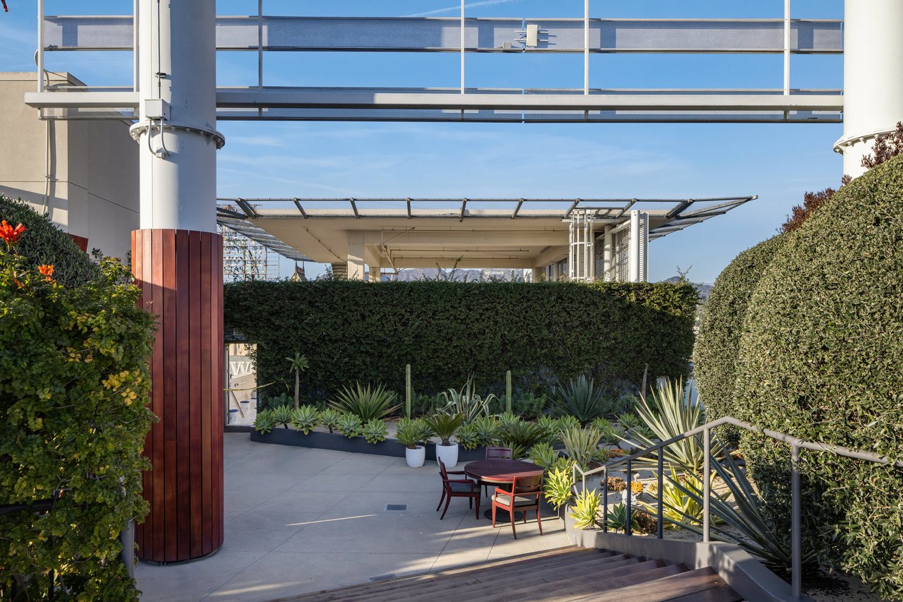 6250 Hollywood Blvd Unit: 12I