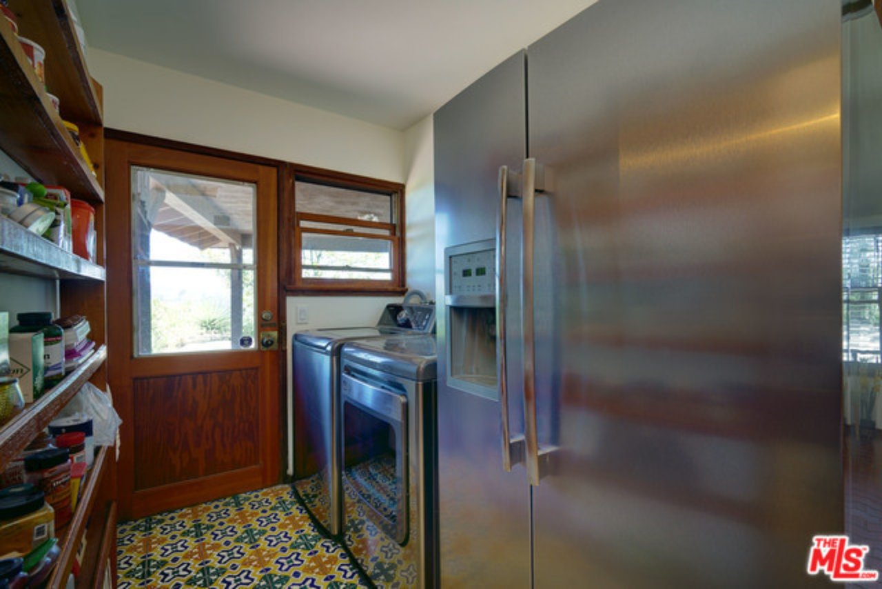 2419 Astral Dr