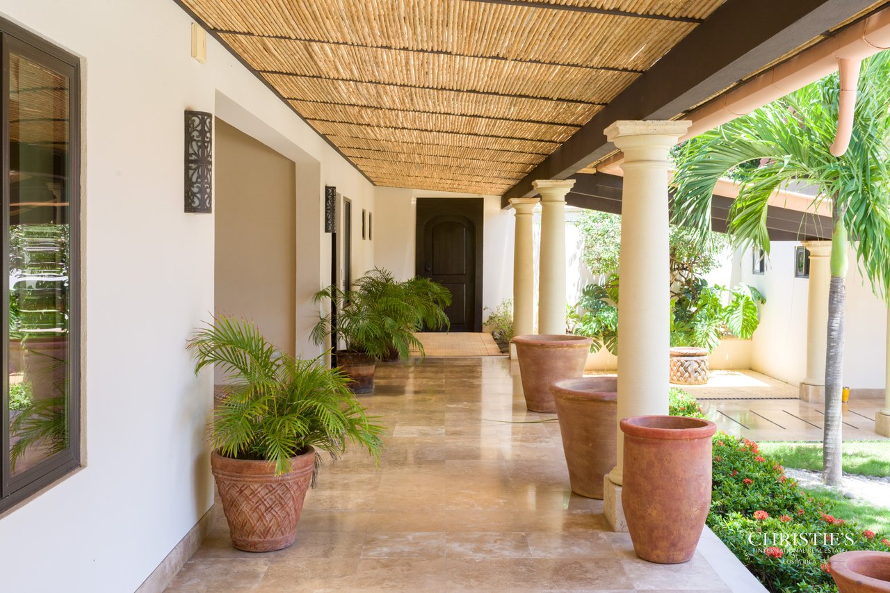 Casa Playa Bonita | Beachfront Luxury Estate in Playa Flamingo