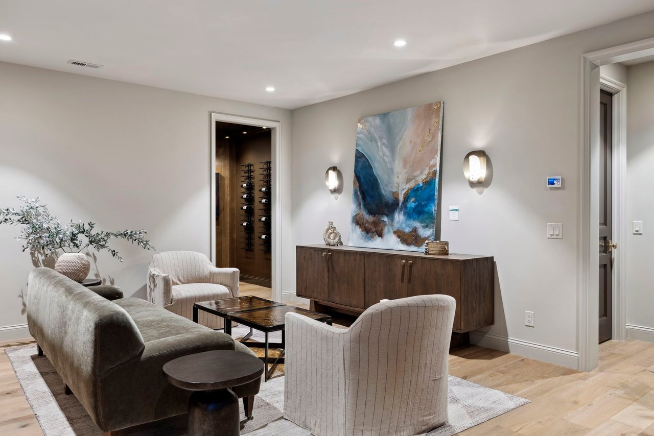 2295 Tamarack Drive, Medina