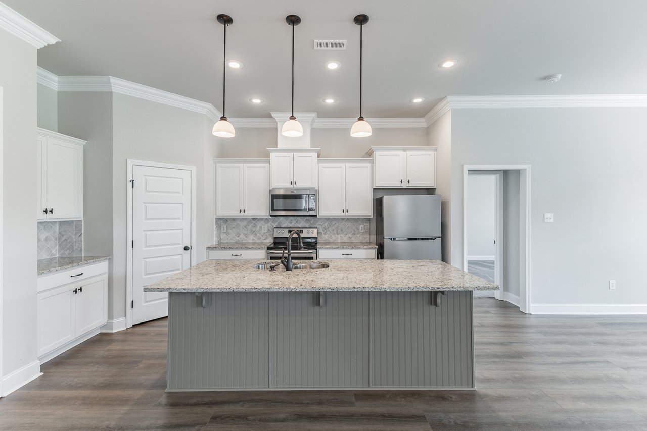 Prime Madison Location with Community Amenities