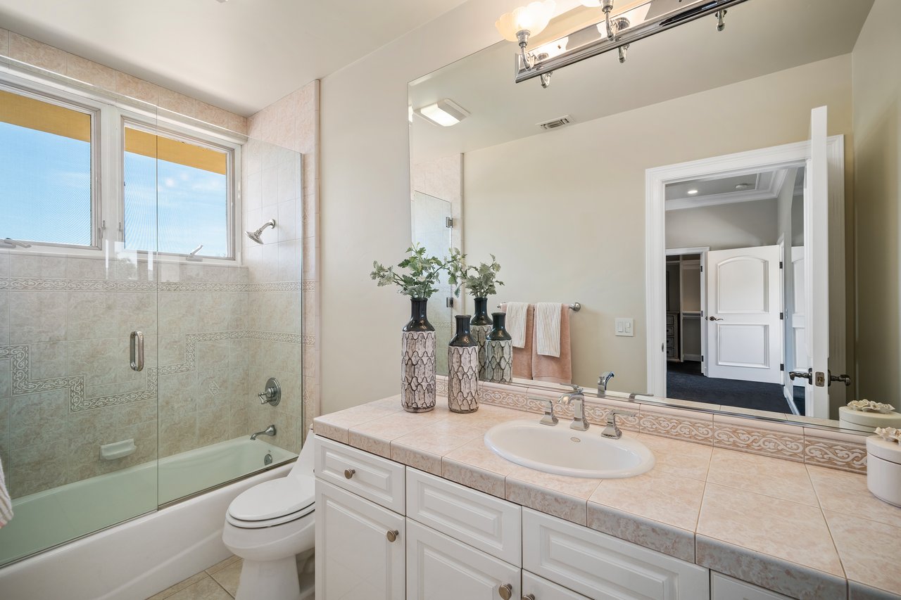 41555 Avenida Conchita