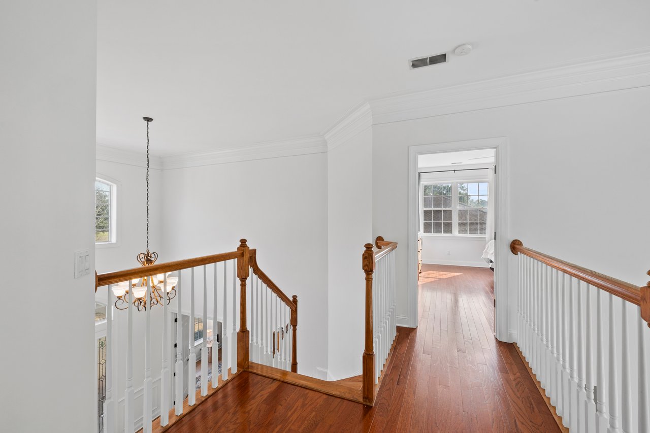 257 Farnsleigh Avenue