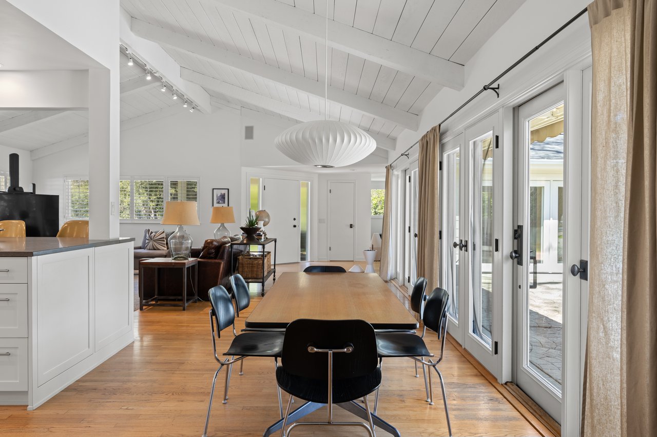 Private Mini Estate on 3+ Acres