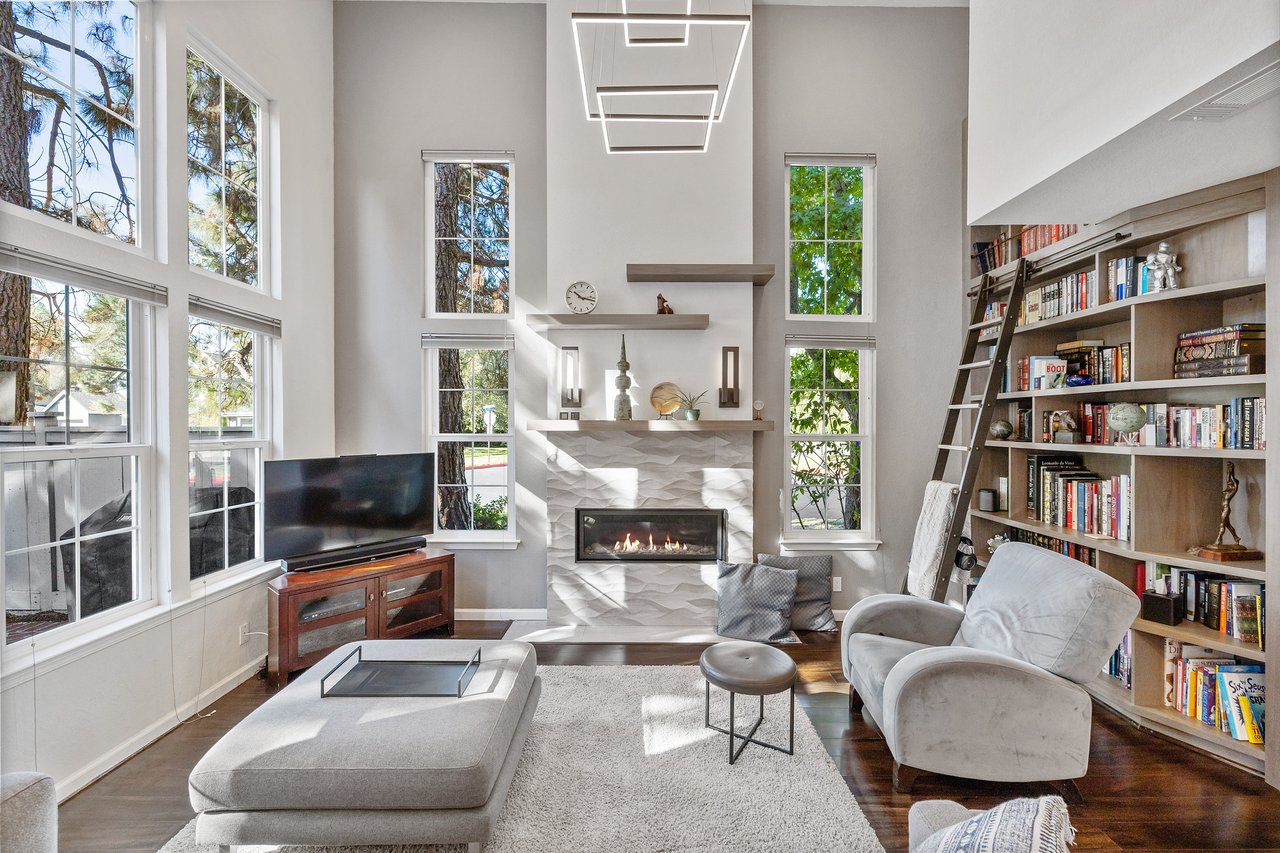 98 Waterside Cir (Redwood City)