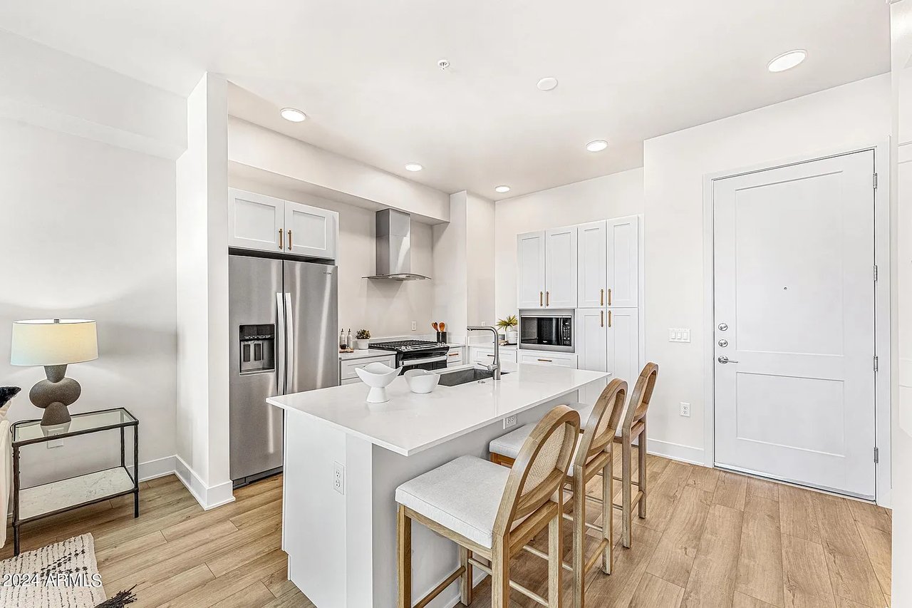 3131 N CENTRAL Avenue, 5017, Phoenix Unit: 5017