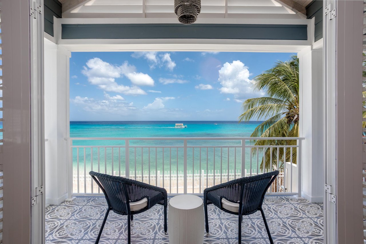 Sea Breeze Beach House 