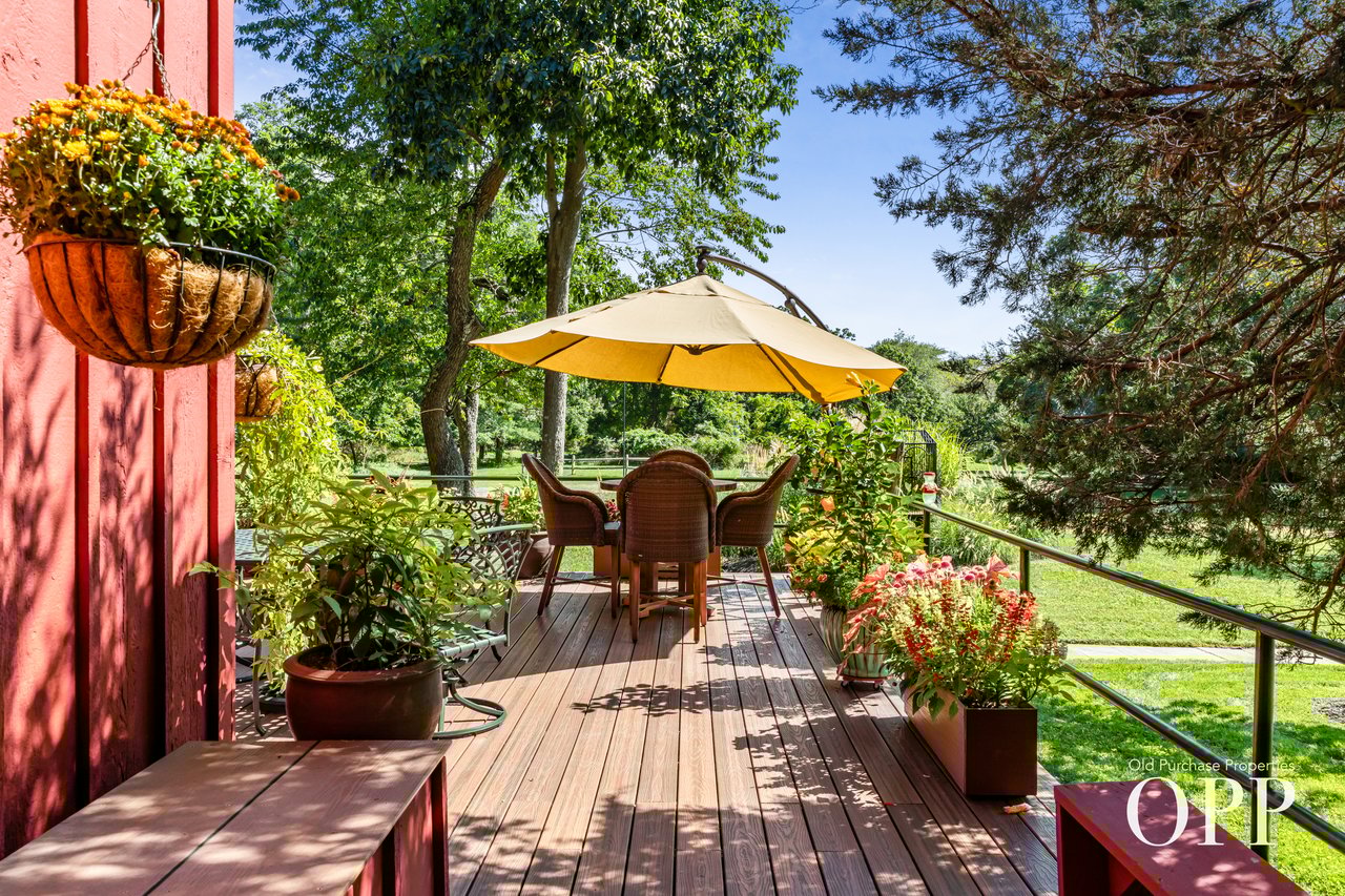 A Pastoral Haven on Nearly 3 Acres, Surrounded by Protected Land