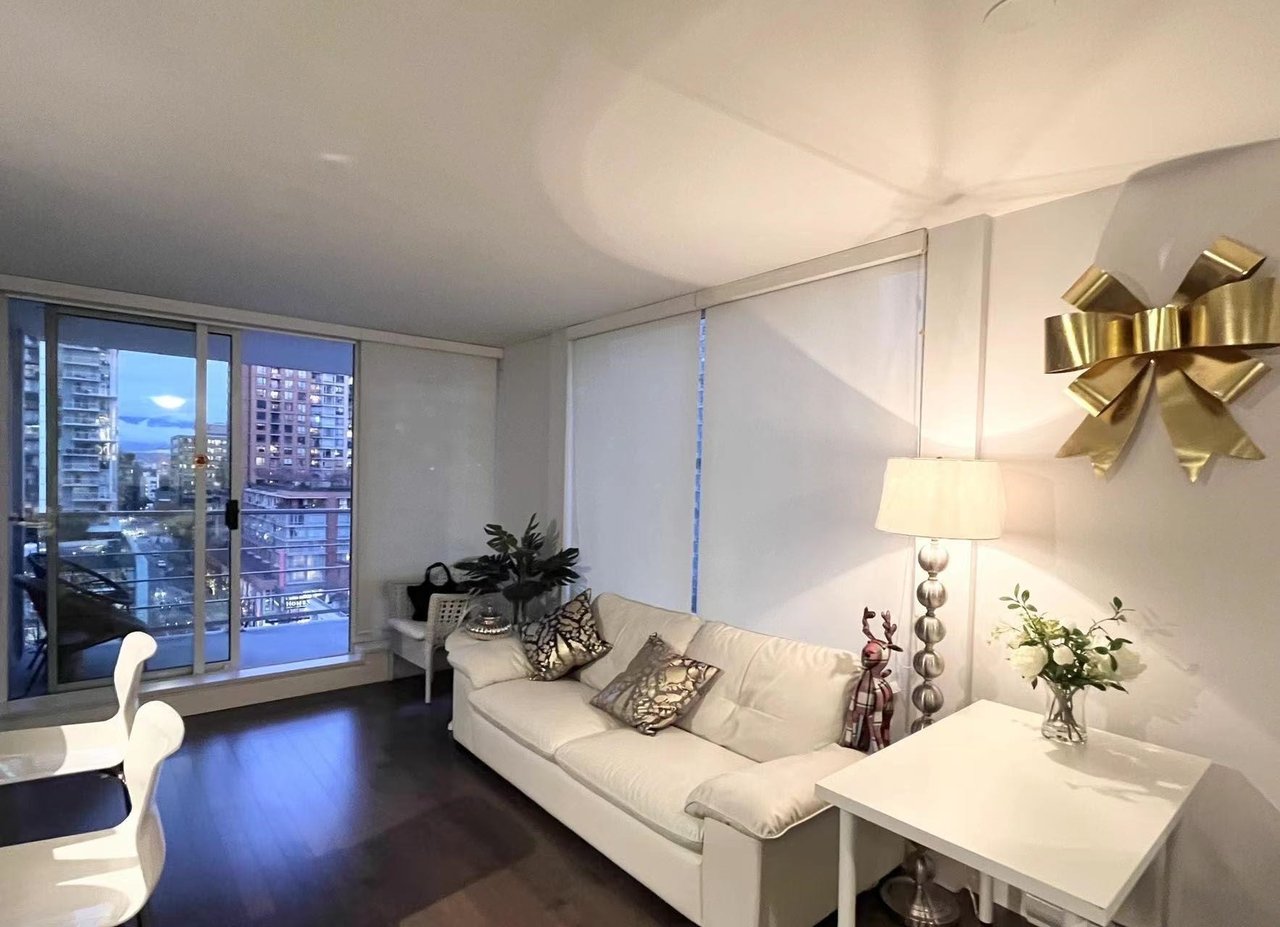 535 Smithe St, #1203