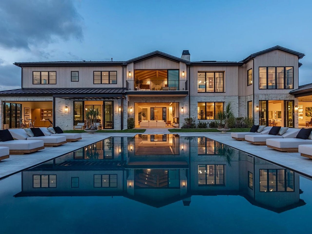 What about Hidden Hills Real Estate Never Hits the Market: An Inside Story