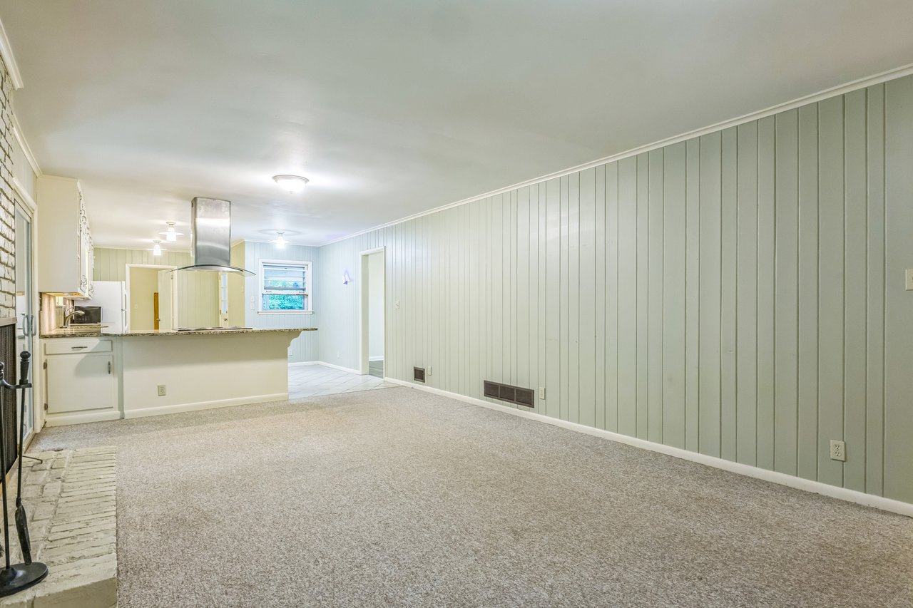 1646 Rainier Falls