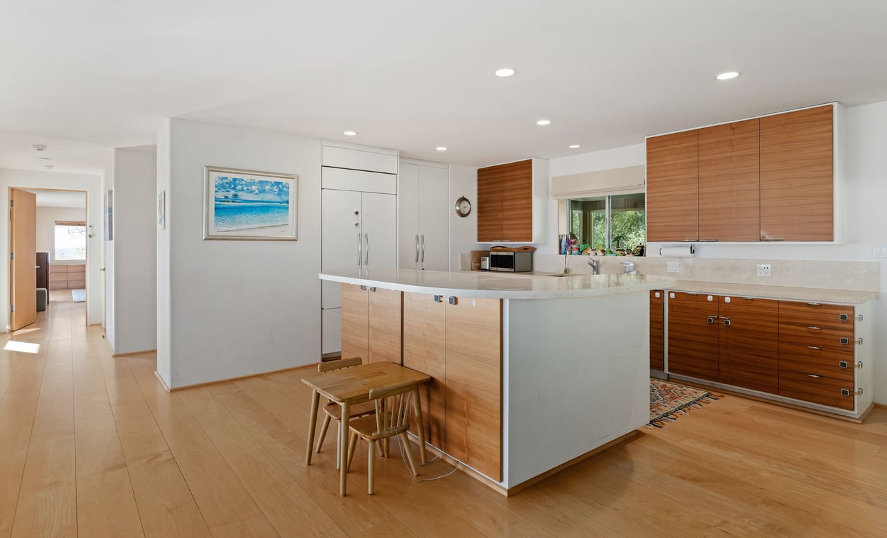 2330 Bella Vista Drive