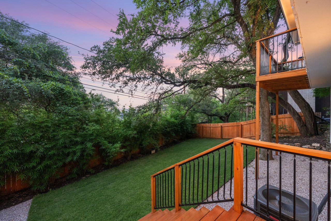2300 Spring Creek Dr