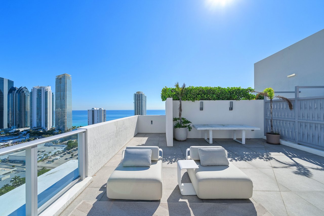 Parque Towers Penthouse 3