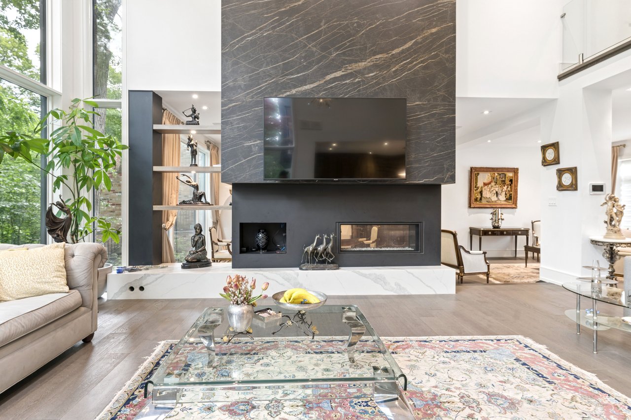 150 Sandringham Drive