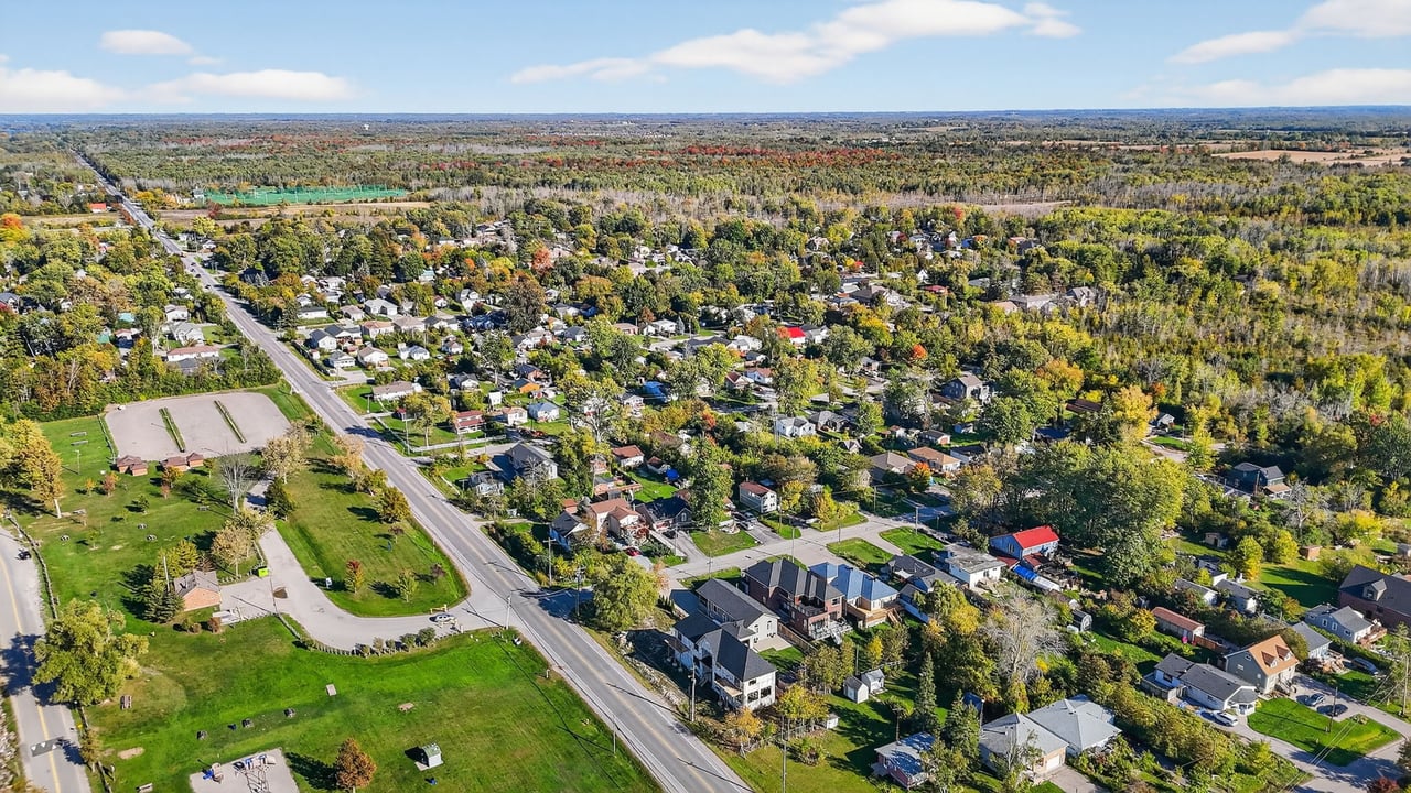 802 Willowview Rd, Georgina