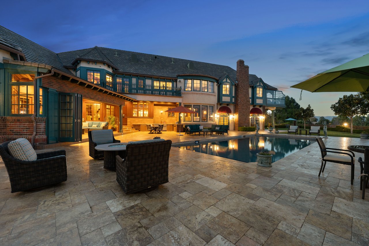 Mulholland Hills Country Club | Premier Golf & Tennis View Estate