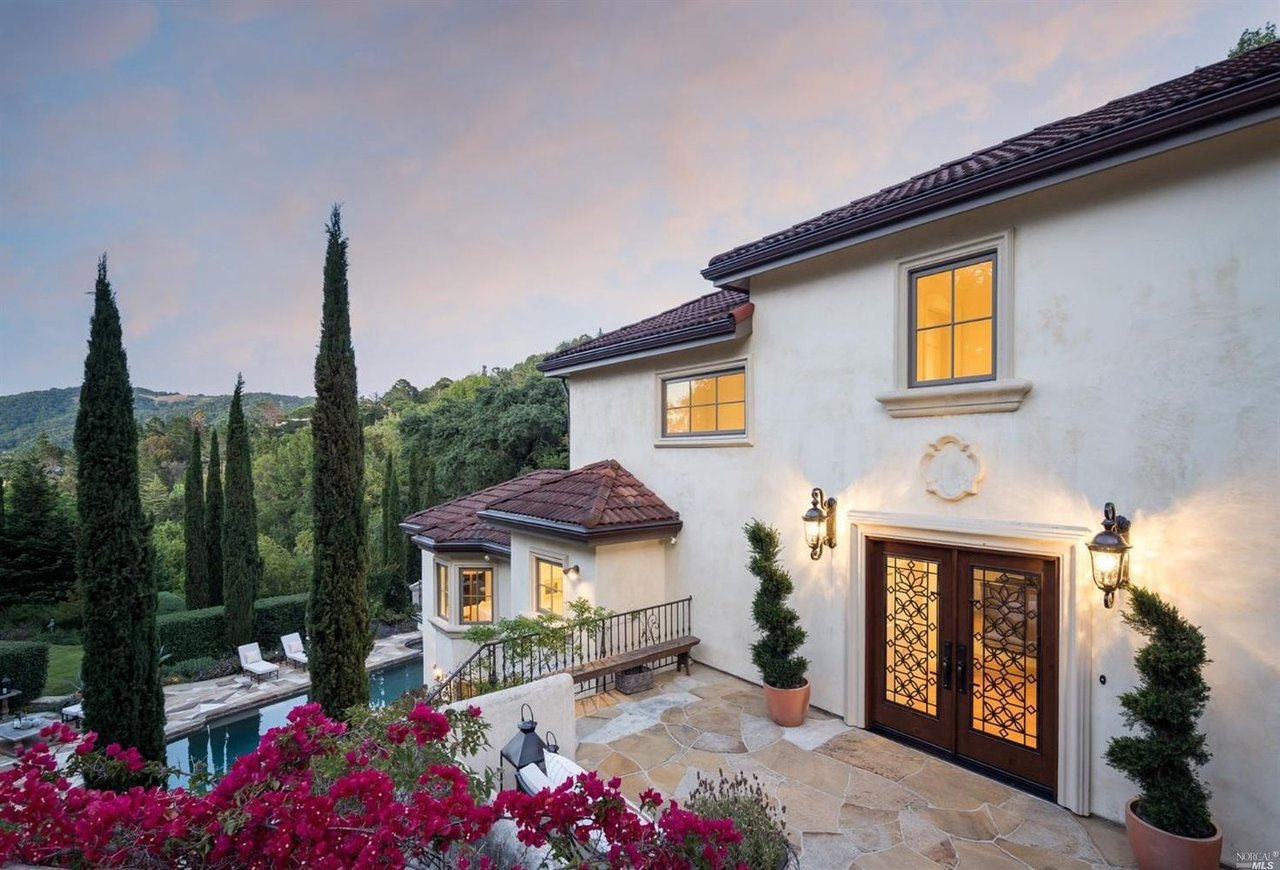 75 Oak View Dr