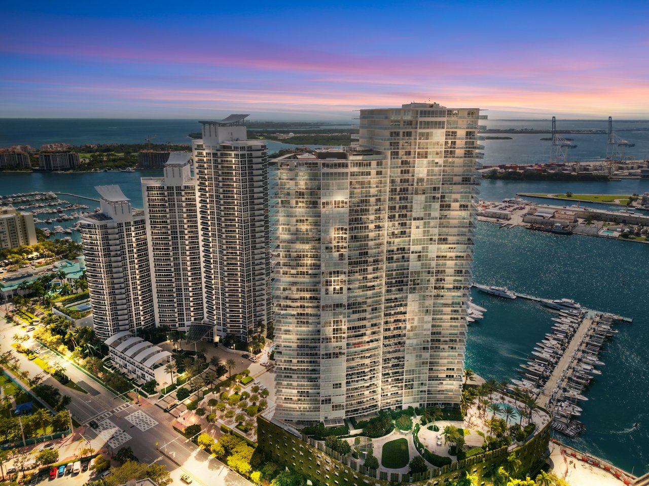 Icon South Beach Unit 906 | South Of Fifth