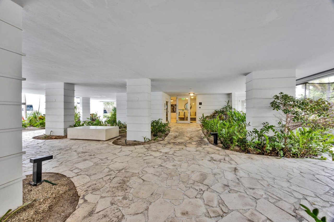 Oceanfront Living in Key Biscayne