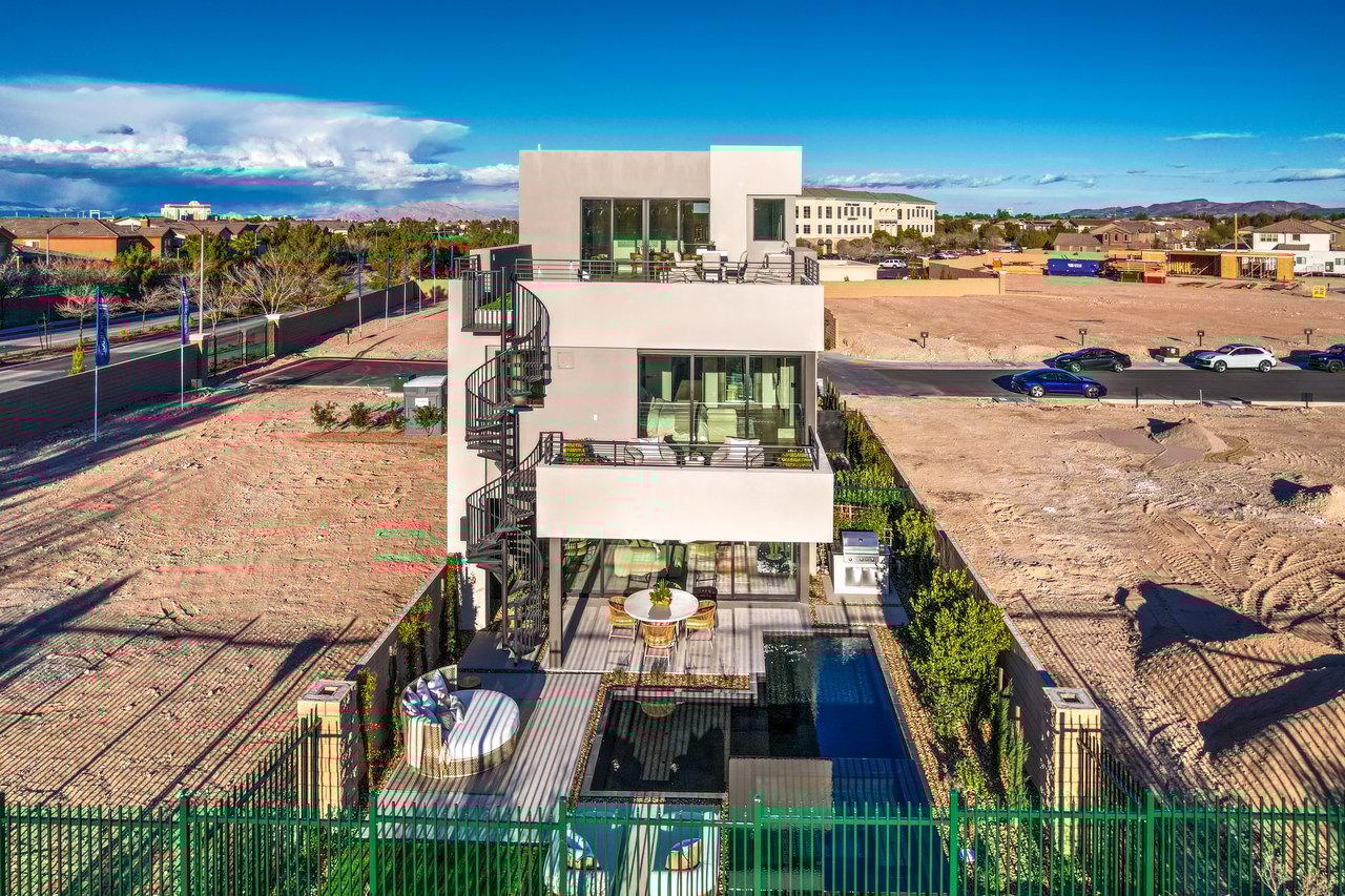 4077 Heron Fairway Dr