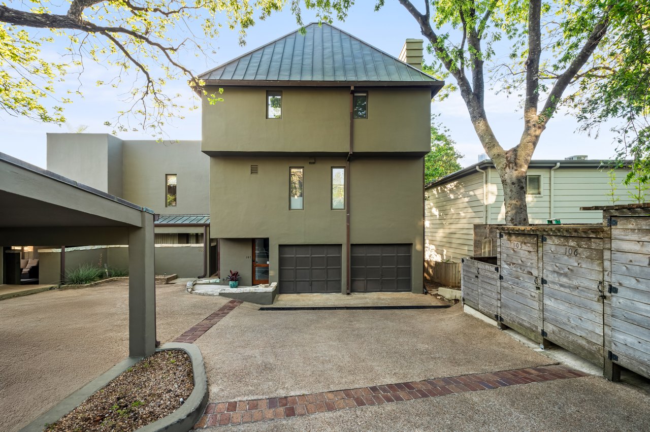 1111 W 12th St. #107