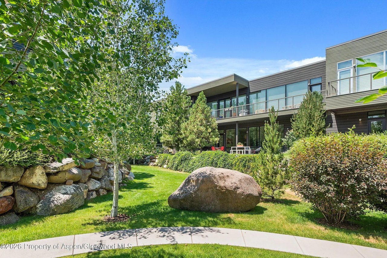 100 Evans Rd Unit 104