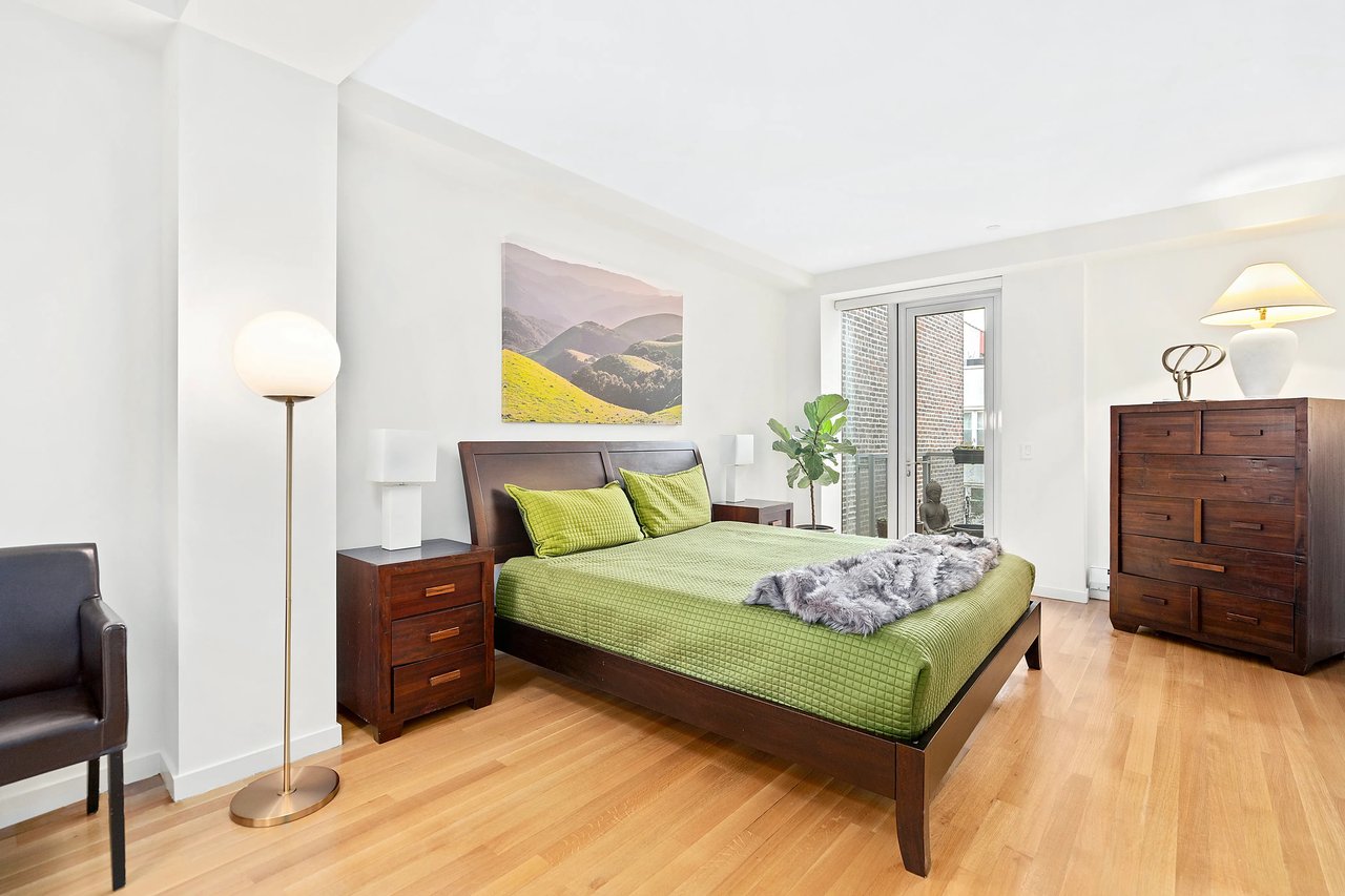 350 W 23rd St 5B