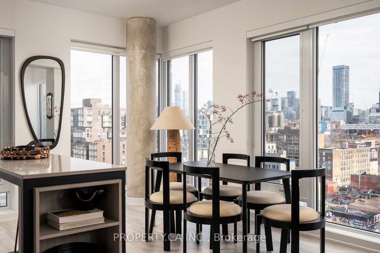 LUXURY LIVING AT RUSH CONDOS 