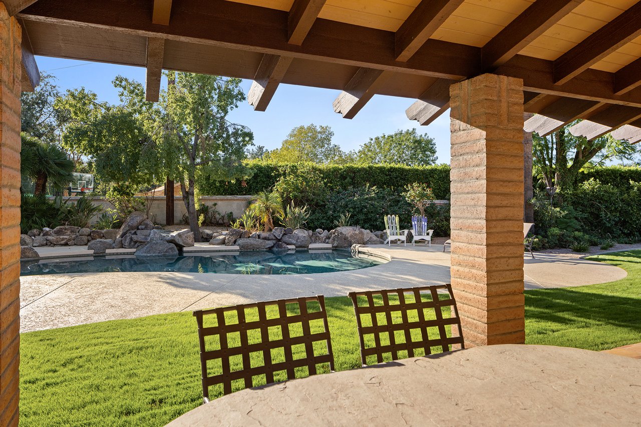 5401 E MARIPOSA Street