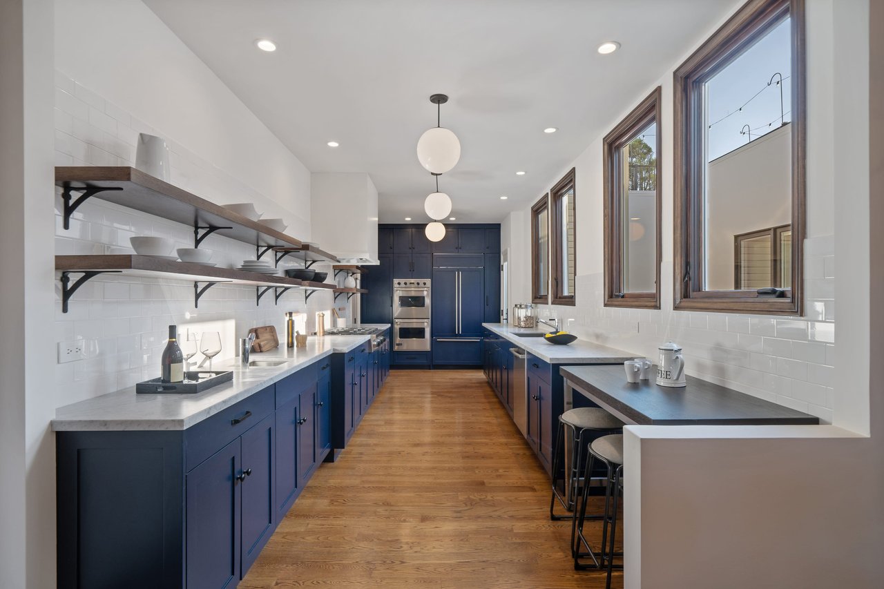 EXCEPTIONAL MARINA HOME