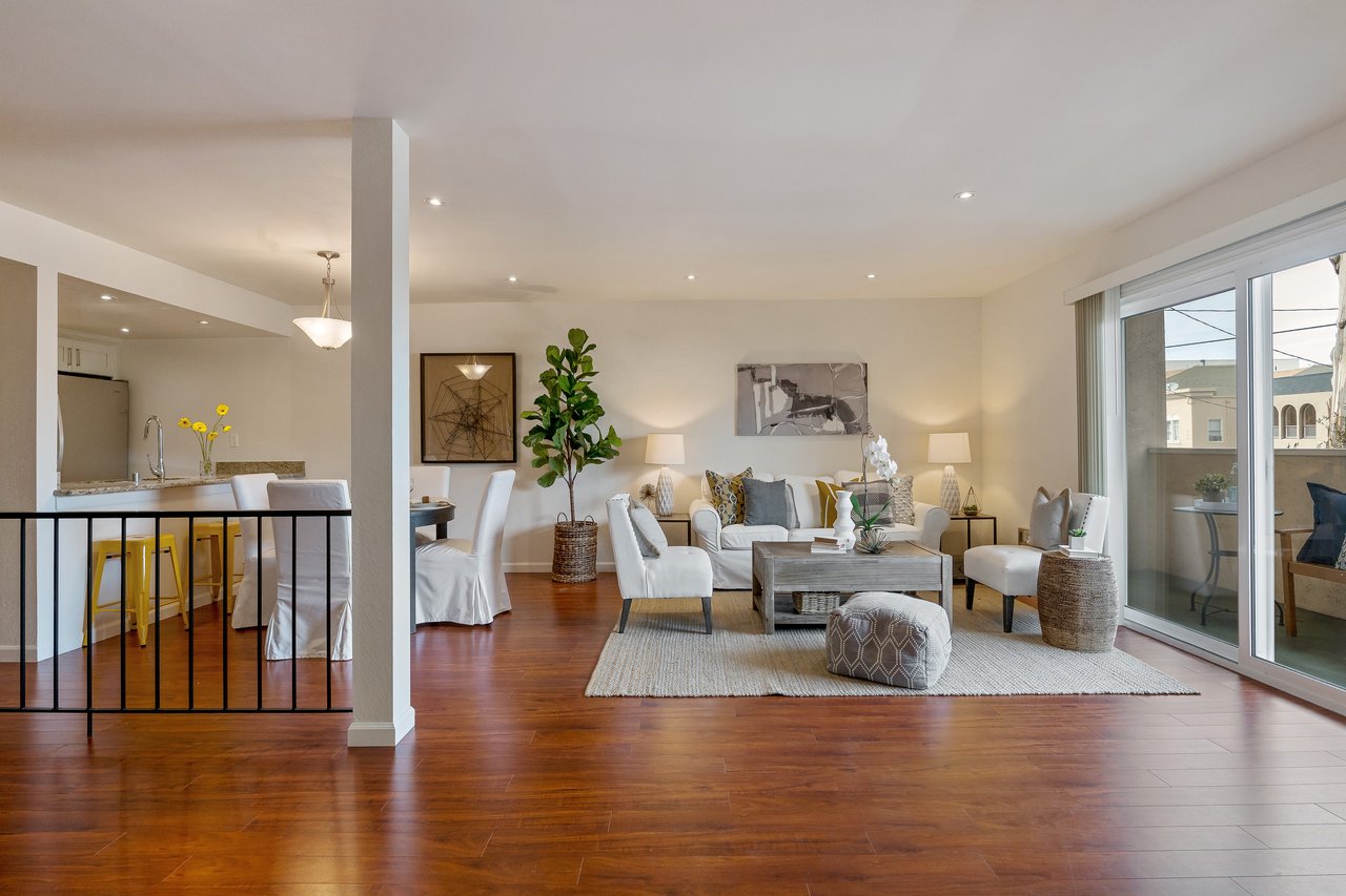 1500 Broadway, #201