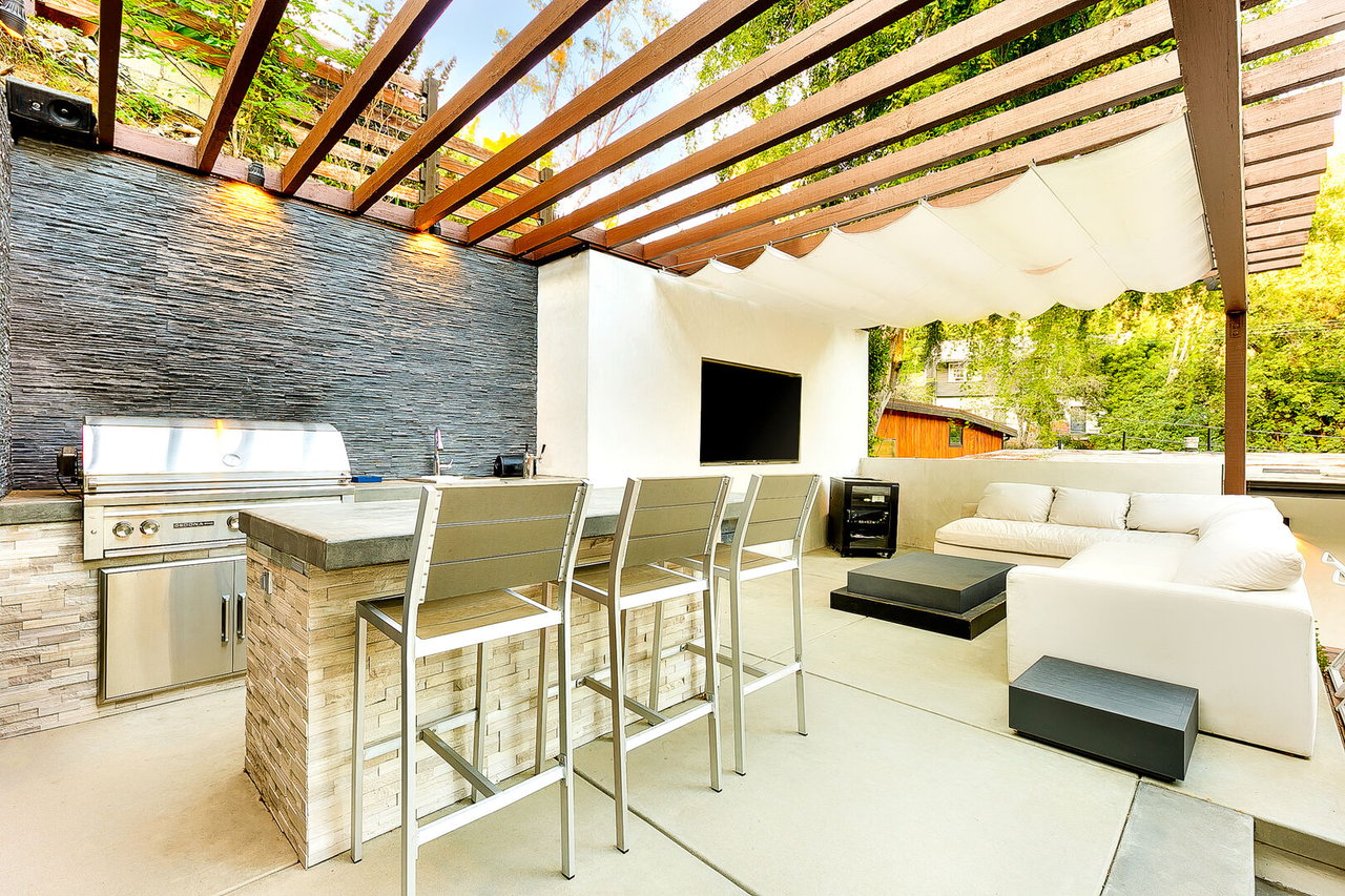 Aurora Villa