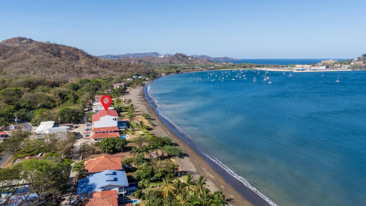 Golden Palms #4: Modern Beachfront Condo in Playa Potrero | 2 Bed, 2 Bath
